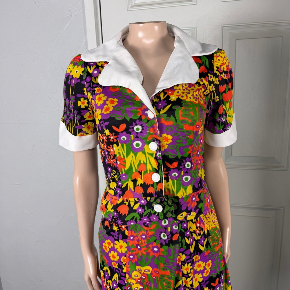 Vintage 70s Polyester Knit Mini Dress Party Skirt Top Set Floral Vibrant H3-18 - Picture 2 of 7